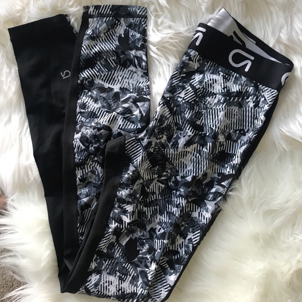 GapFit Women’s Leggings